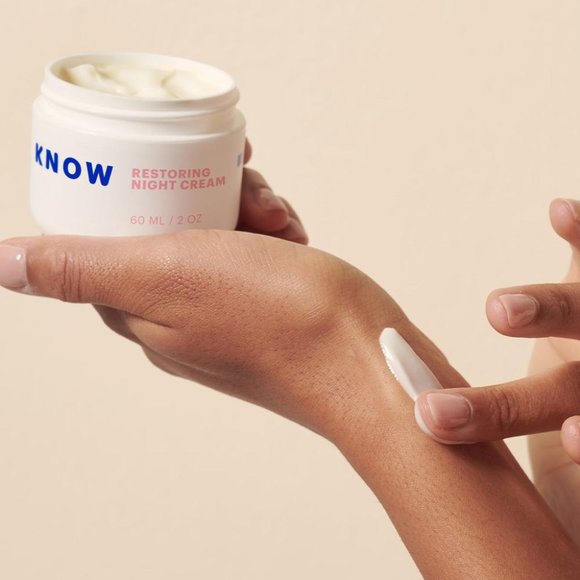 Know Beauty RESTORING NIGHT CREAM - Picture 1 of 3